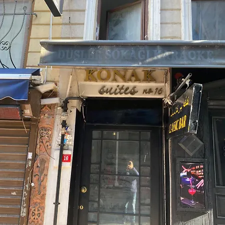 In The Bar Street * Istambul